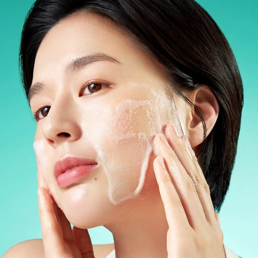 Purito_Seoul_Mighty_Bamboo_Panthenol_cleanser_kmiso_beauty_uk_4