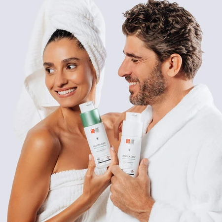 Antioxidační šampon proti vypadávání vlasů Revita CBD