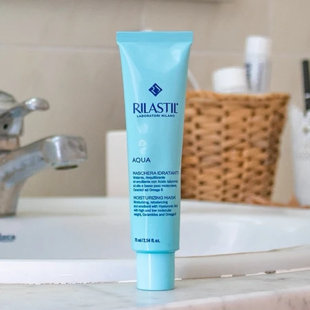 Aqua Moisturizing Mask hydratační maska s kyselinou hyaluronovou